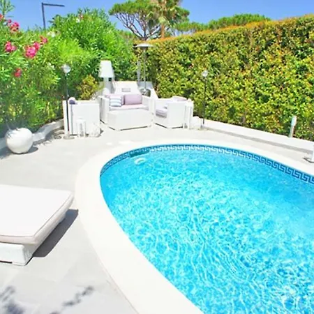 Vale Do Garrao Sleeps 4 Pool Air Con Wifi