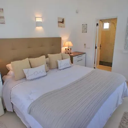 Villa Vale Do Garrao Sleeps 4 Pool Air Con Wifi Vale do Lobo