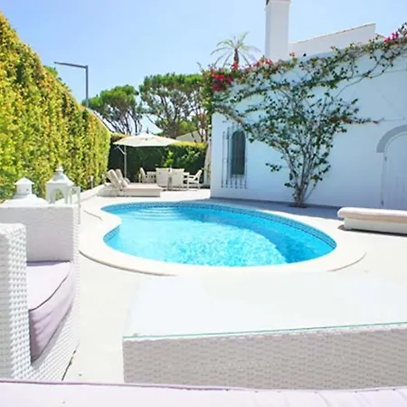Vale Do Garrao Sleeps 4 Pool Air Con Wifi Villa Vale do Lobo